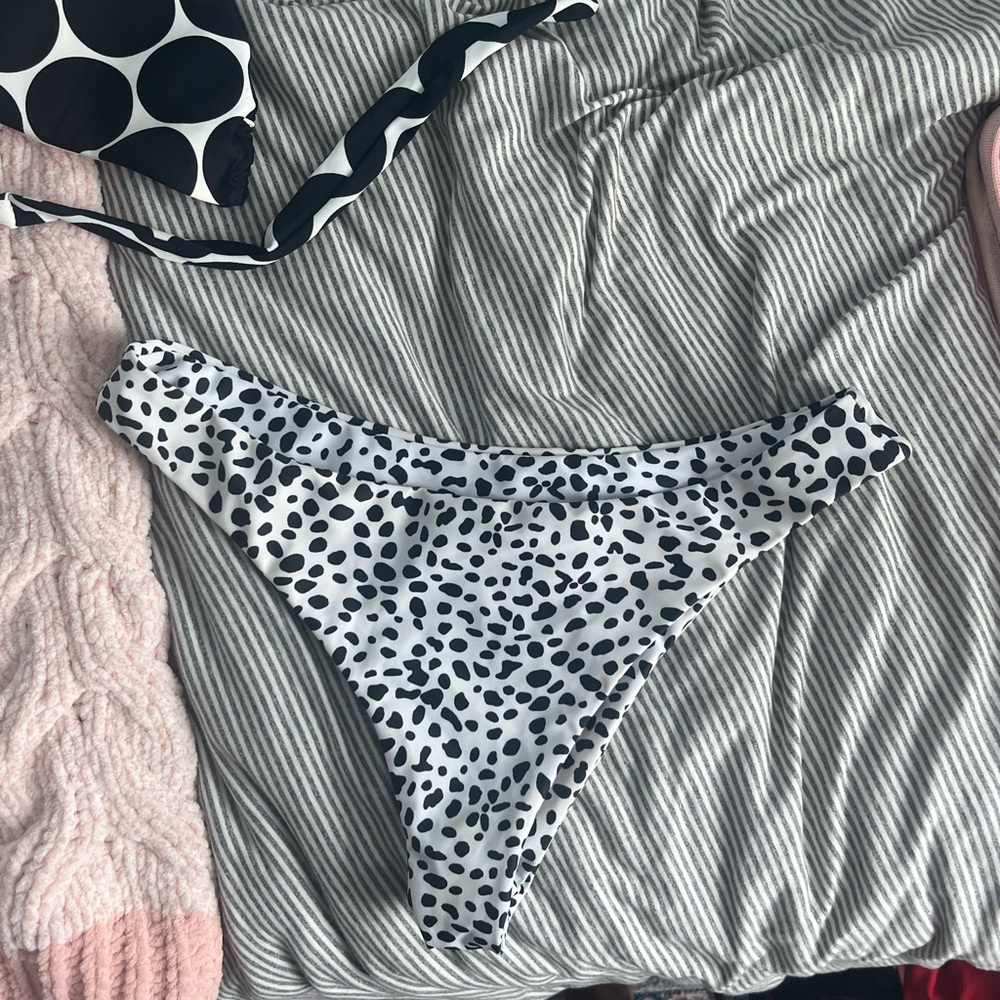 bikini bottom